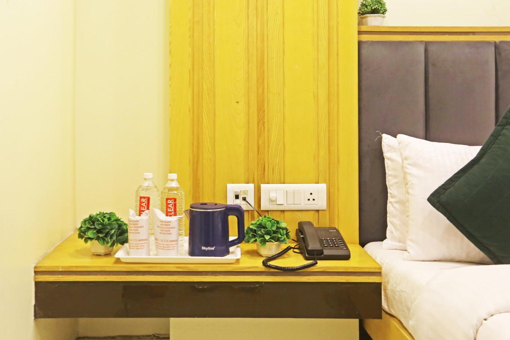 Hotel Aman Imperial Just A Minute Away From New Delhi Railway Station And Connaught Place Exterior photo