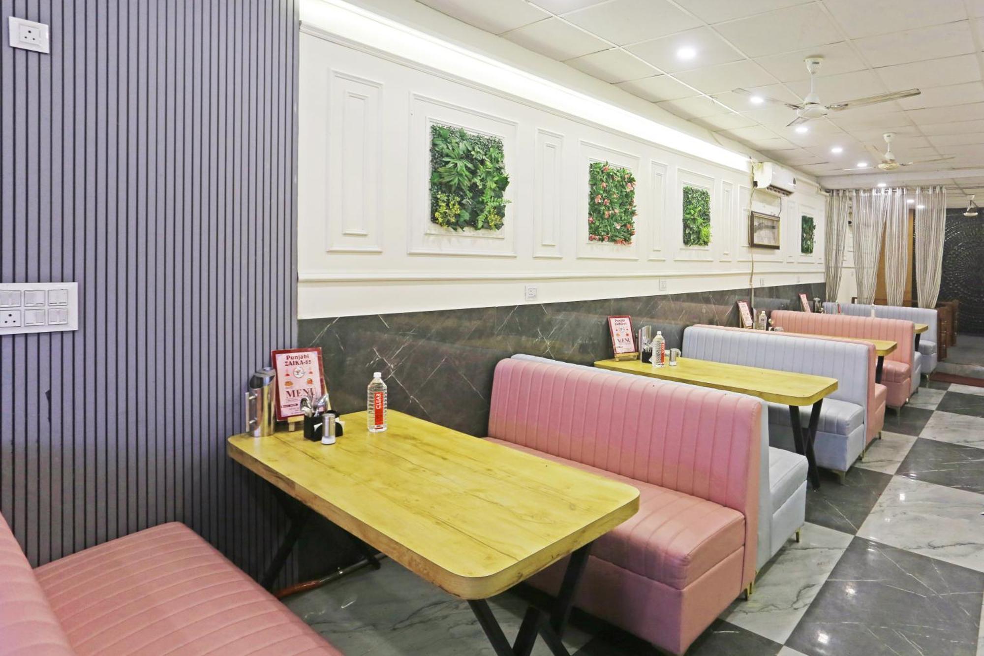 Hotel Aman Imperial Just A Minute Away From New Delhi Railway Station And Connaught Place Exterior photo